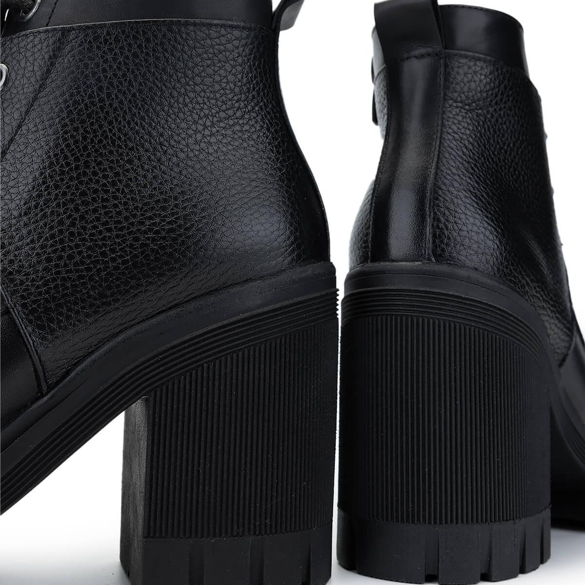 Tamer Tanca Kadın Hakiki Deri Siyah Topuklu Bot