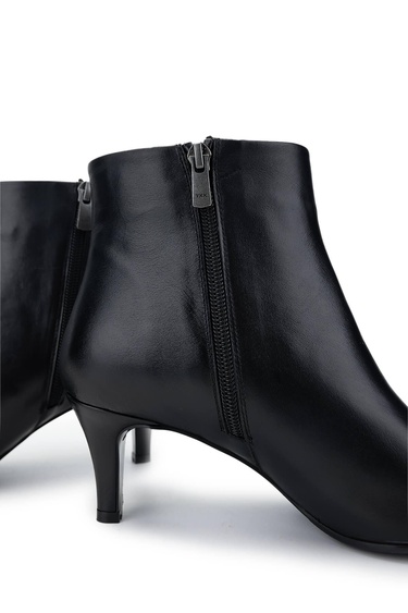  Tamer Tanca Kadın Hakiki Deri Siyah Deri Topuklu Bot