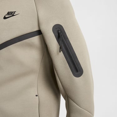  Nike Tech Fleece Erkek Yeşil Eşofman Üstü
