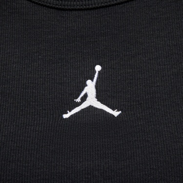  Jordan Essentials Kadın Siyah Kolsuz T-Shirt