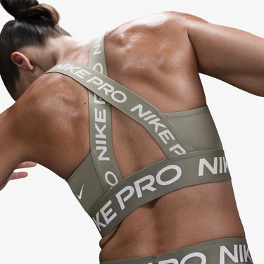  Nike Pro Kadın Yeşil Bra