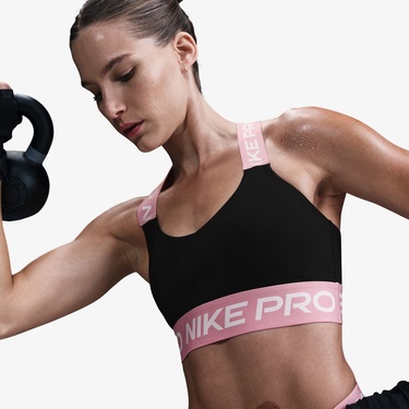  Nike Pro Kadın Siyah Bra
