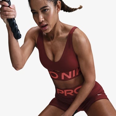  Nike Pro Indy Plunge Kadın Bordo Bra