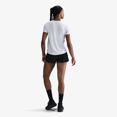  Nike One Swoosh Dri-Fit Kadın Beyaz T-Shirt