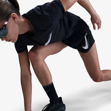  Nike One Swoosh Dri-Fit Kadın Siyah Şort