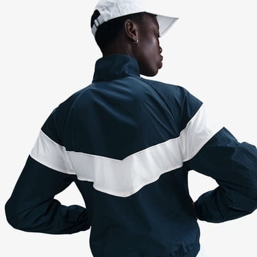  Nike Sportswear Windrunner Woven Kadın Lacivert Ceket