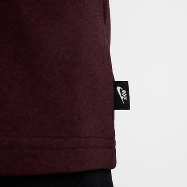  Nike Sportswear Premium Essentials Erkek Bordo T-Shirt