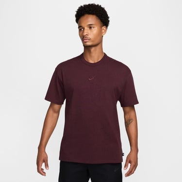  Nike Sportswear Premium Essentials Erkek Bordo T-Shirt
