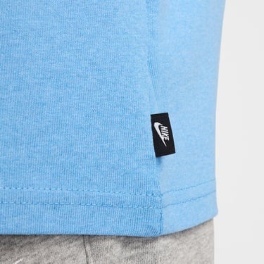  Nike Sportswear Premium Essentials Erkek Mavi T-Shirt