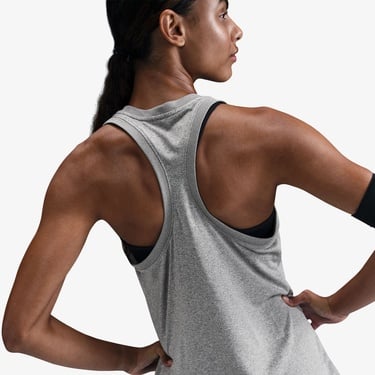  Nike Dri-Fit Kadın Gri Kolsuz T-Shirt