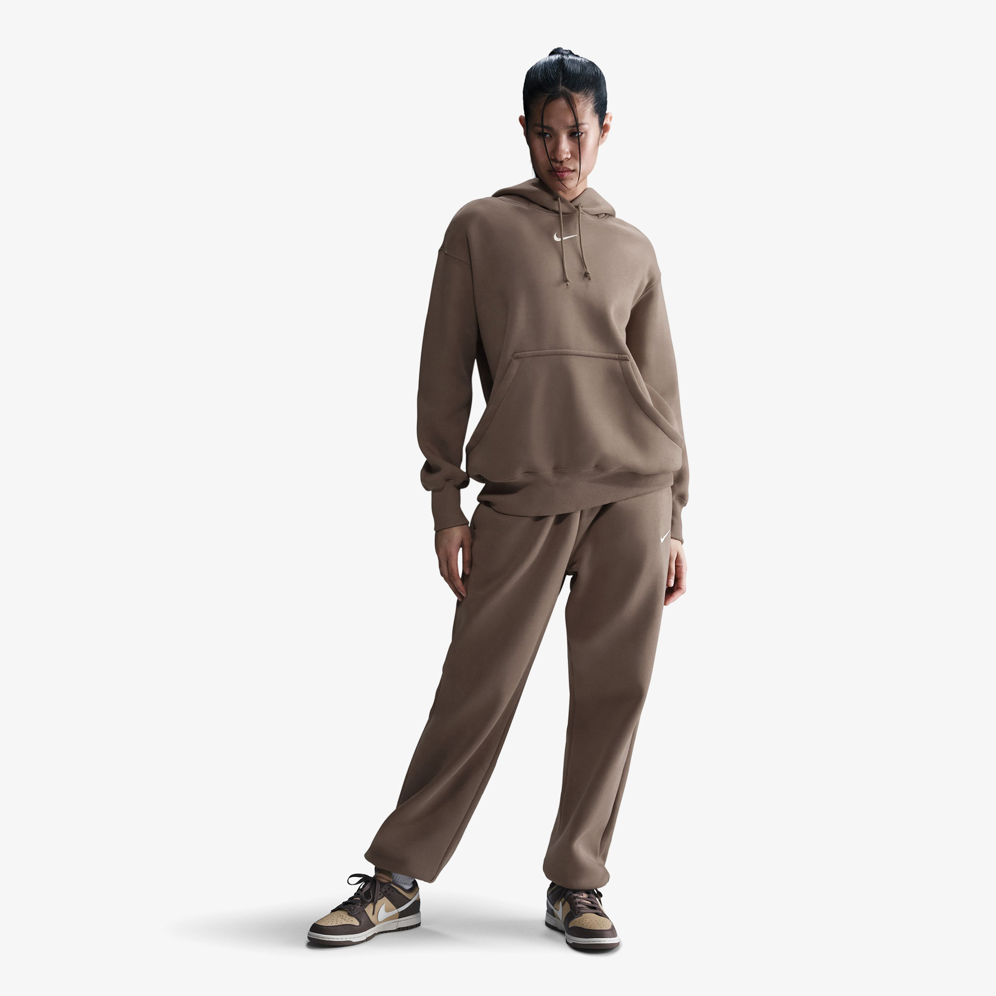  Nike Dri-Fit Sportswear Phoenix Fleece Oversize Kadın Kahverengi Sweatshirt