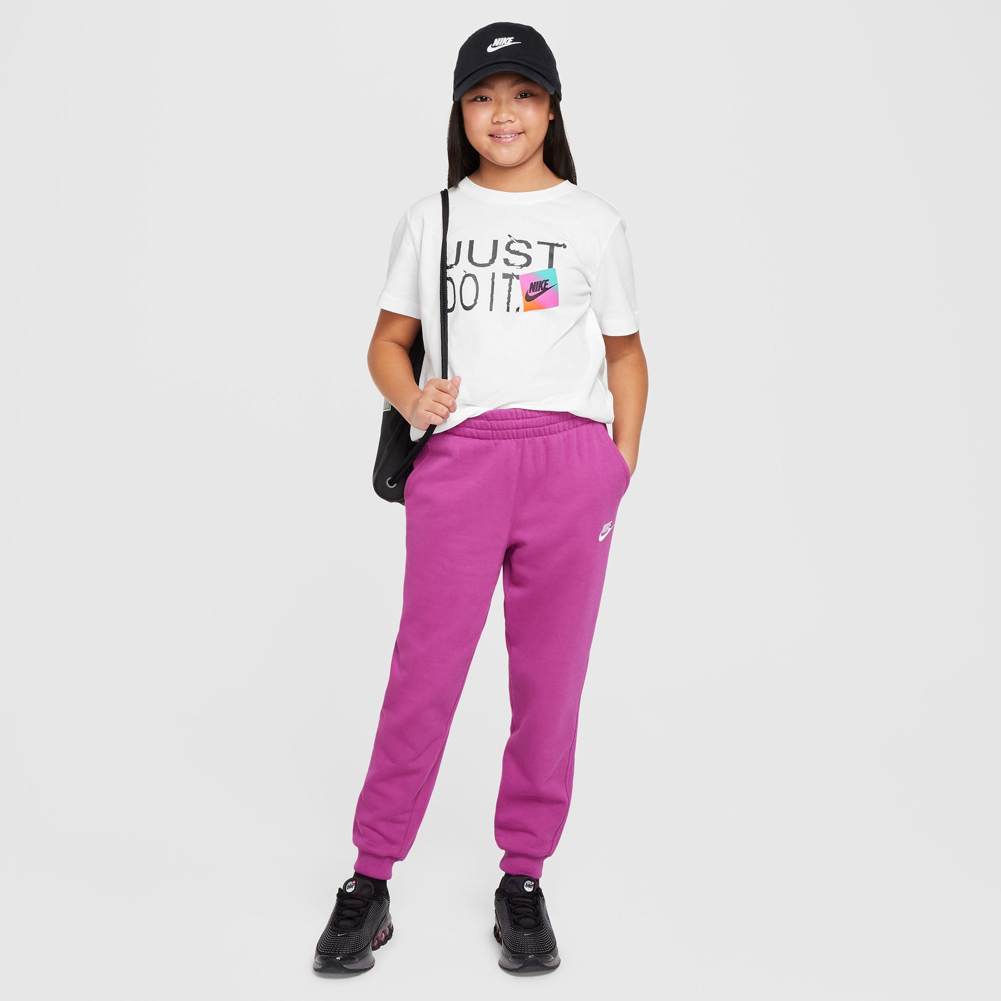 Nike Sportswear Çocuk Beyaz T-Shirt