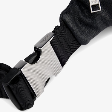  Boss Erkek Siyah Çanta