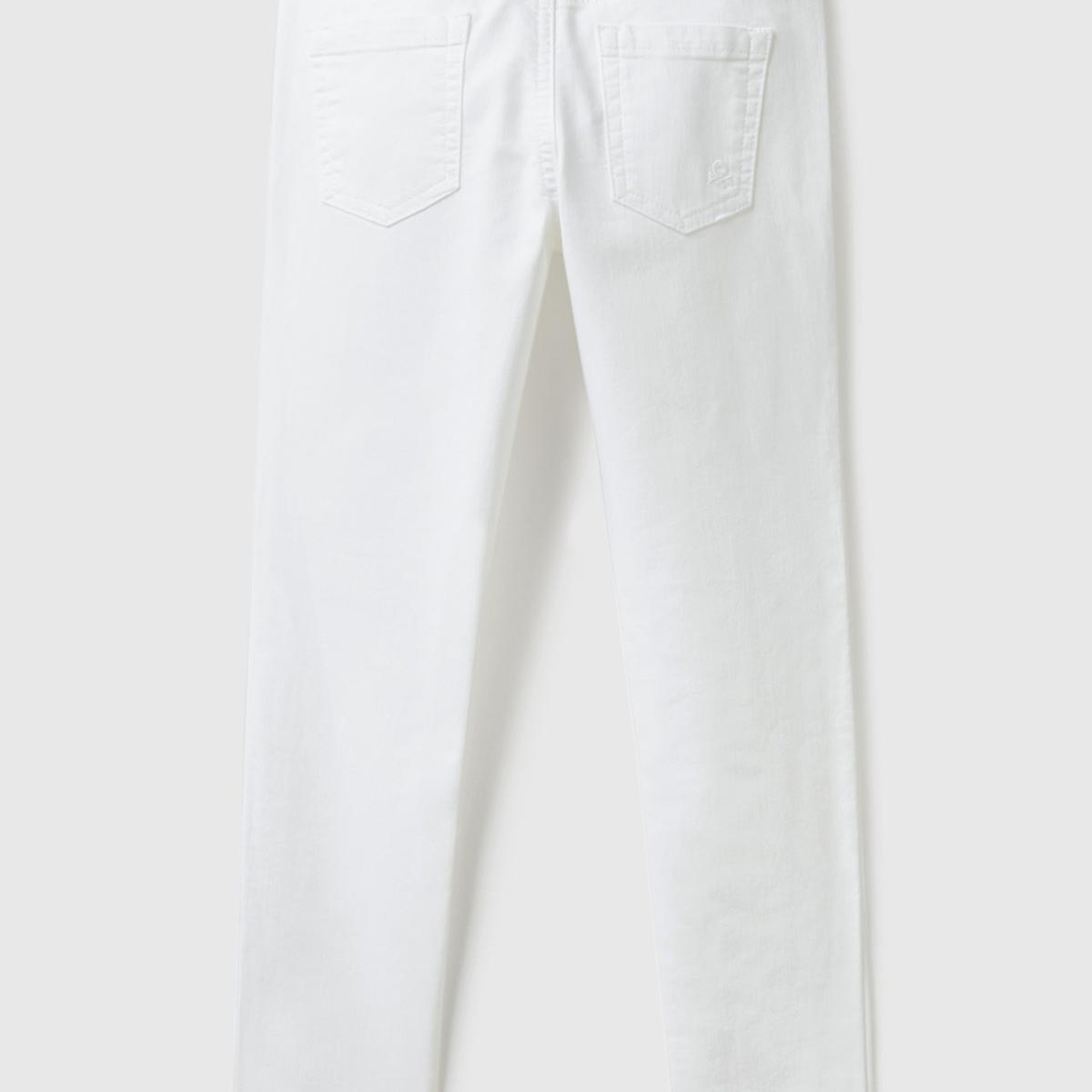 Kız Çocuk Beyaz Arkası Logo İşlemeli Biyeli Cep Detaylı Streç Denim Pantolon