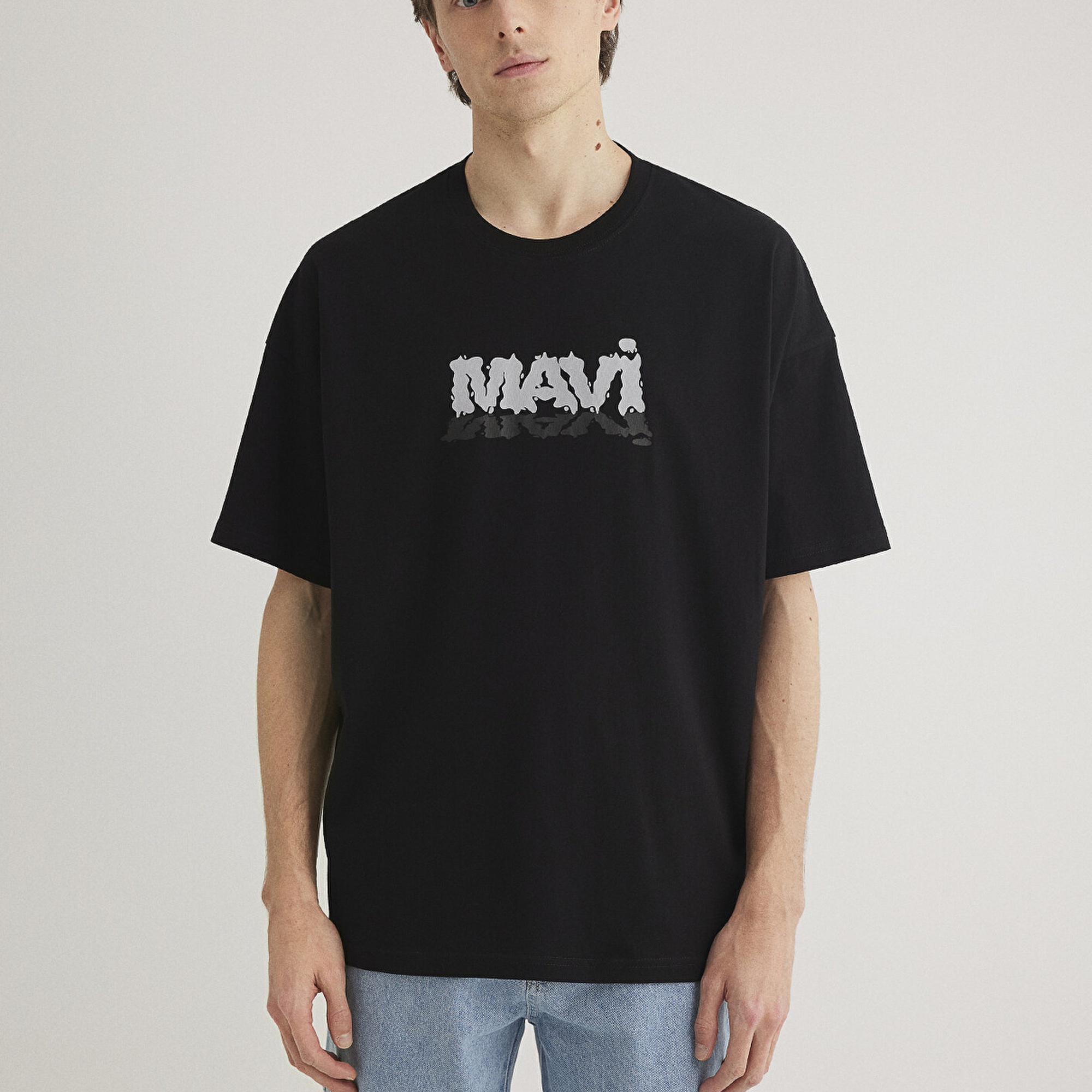 Mavi Mavi Logo Baskılı Siyah Tişört Oversize / Geniş Kesim 0611828-900