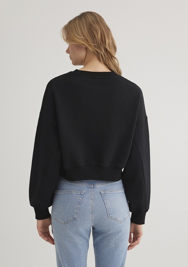  Mavi Bisiklet Yaka Siyah Basic Sweatshirt 1S10307-900