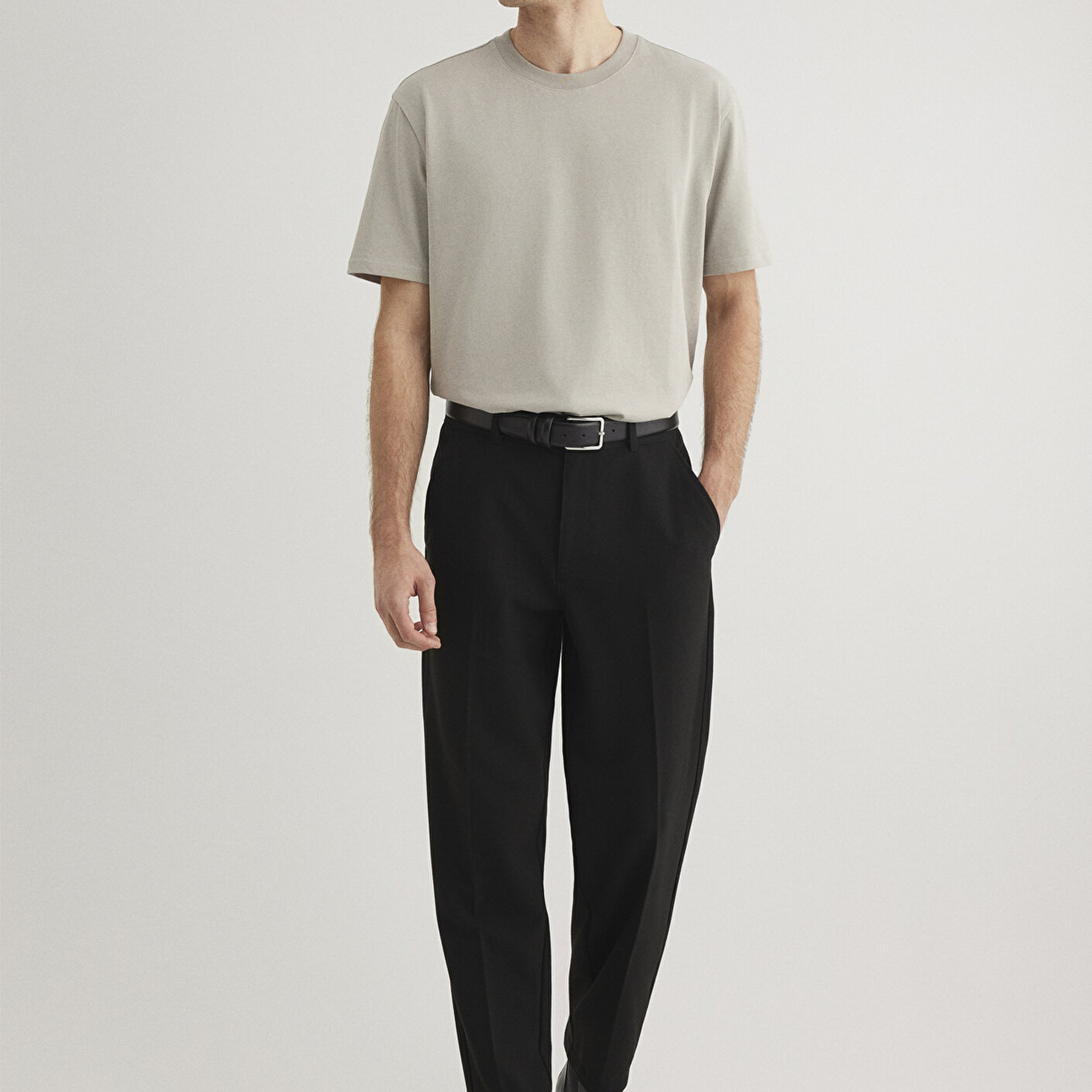 Mavi Bisiklet Yaka Gri Basic Tişört Loose Fit / Bol Rahat Kesim 0611596-70100