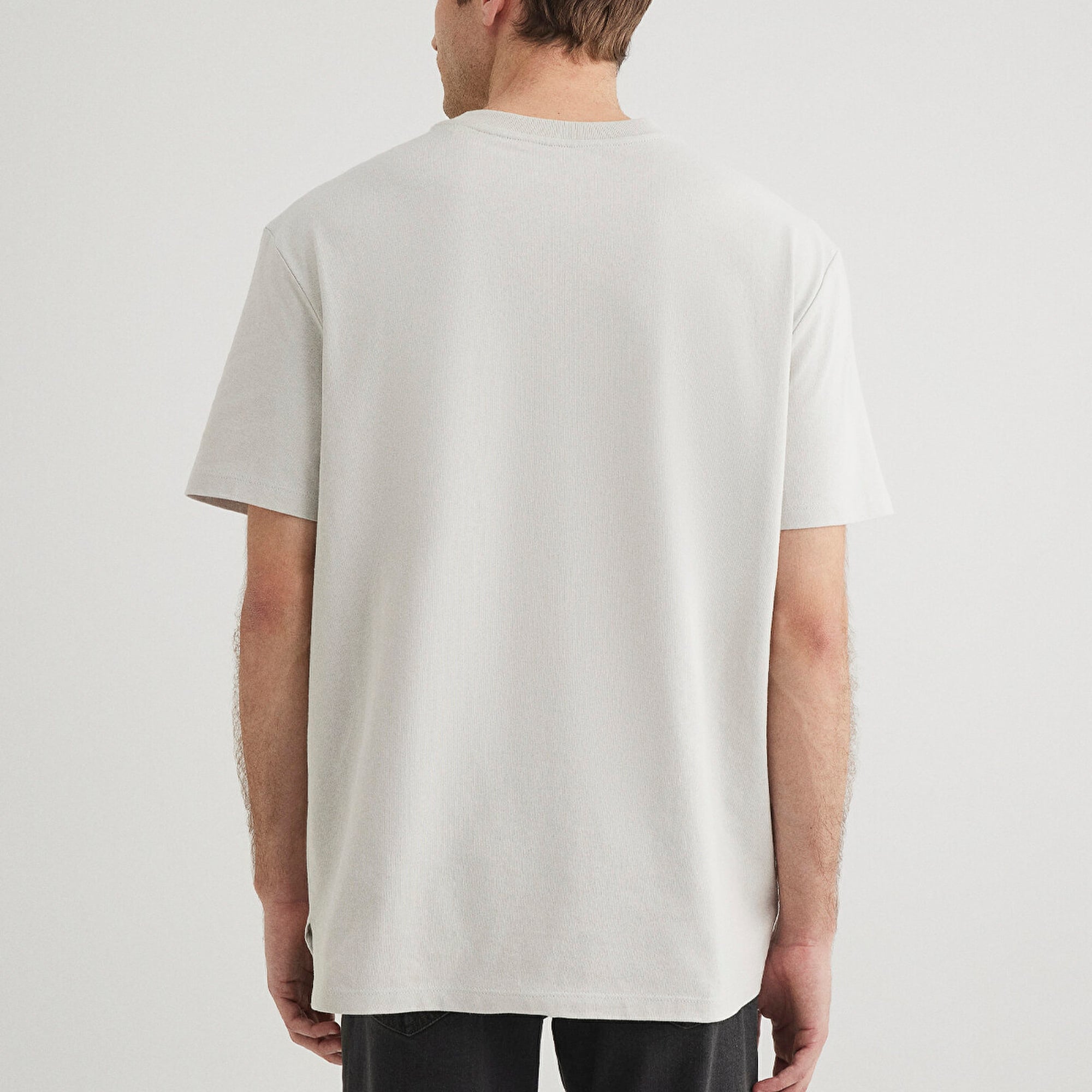 Mavi Cep Detaylı Gri Tişört Loose Fit / Bol Rahat Kesim 066248-70080