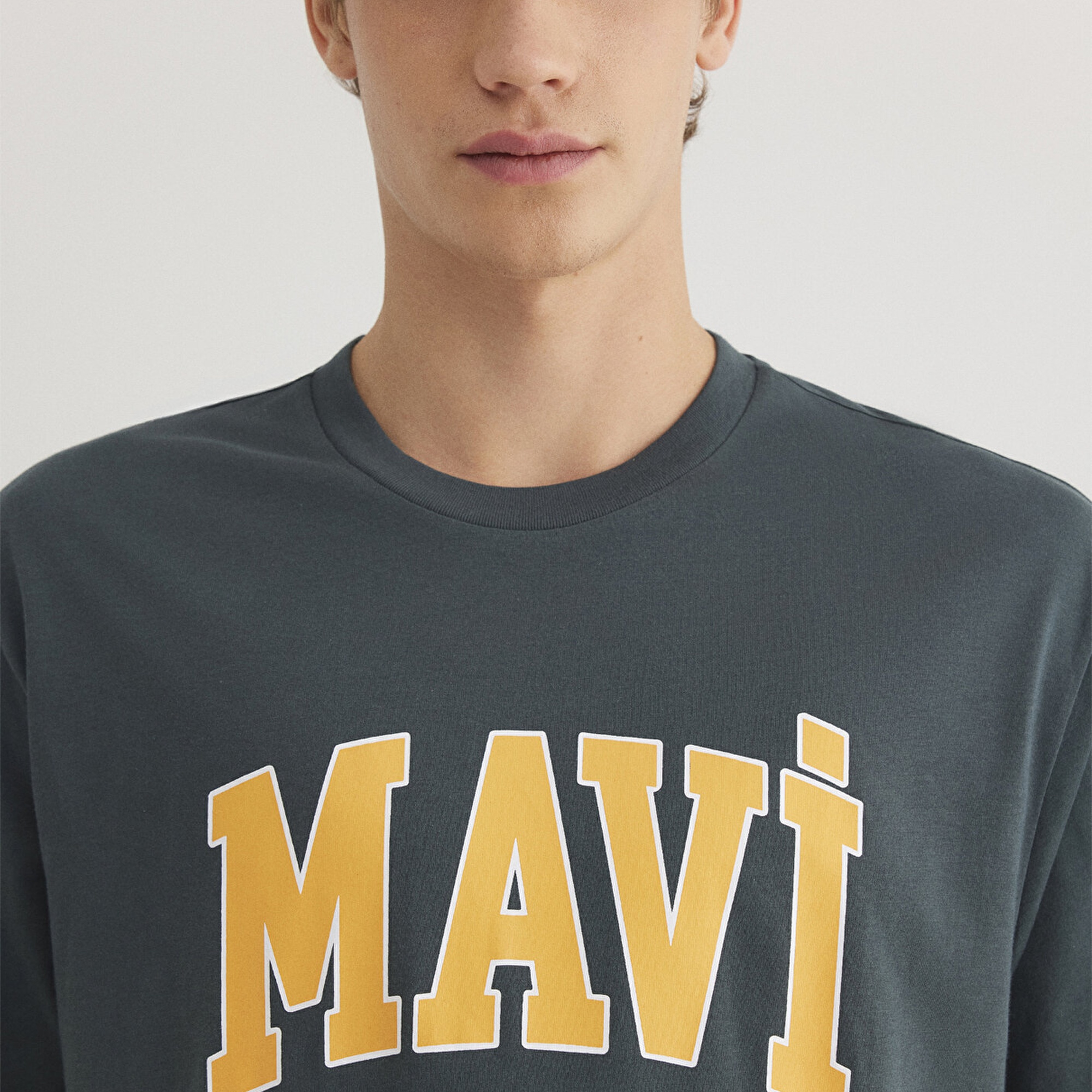 Mavi Mavi Logo Baskılı Yeşil Tişört Loose Fit / Bol Rahat Kesim 0611711-71598