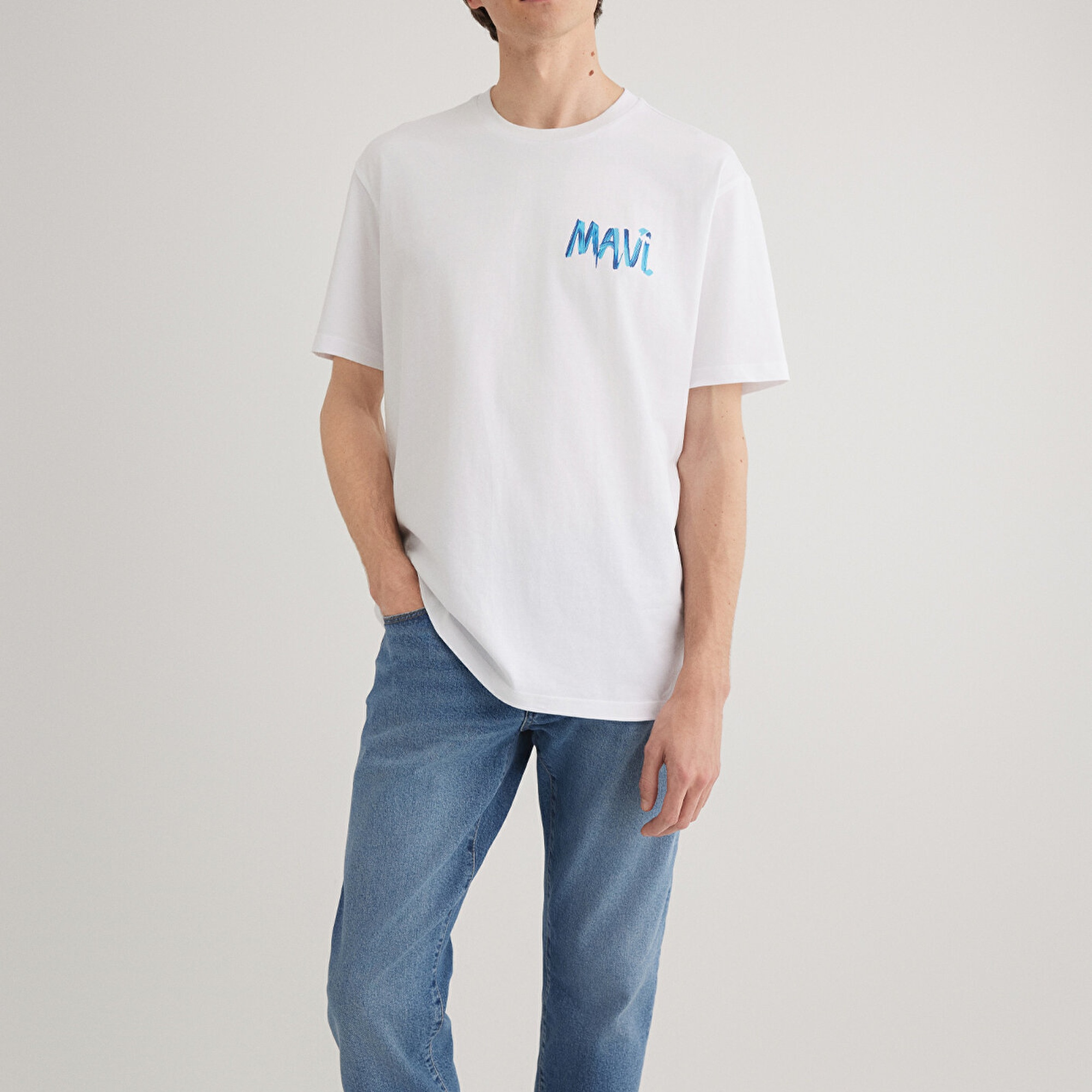 Mavi Mavi Baskılı Beyaz Tişört Loose Fit / Bol Rahat Kesim 0612468-620