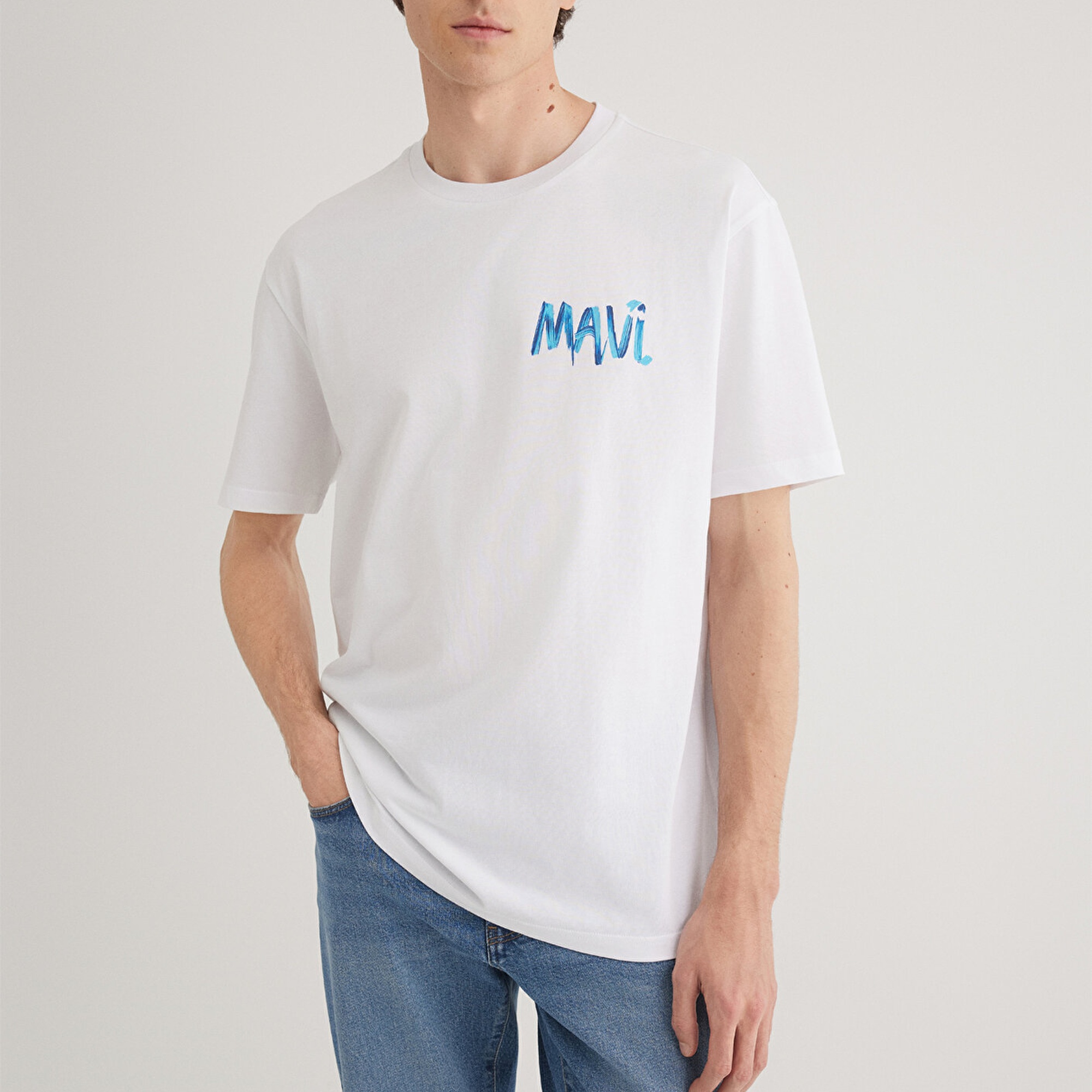 Mavi Mavi Baskılı Beyaz Tişört Loose Fit / Bol Rahat Kesim 0612468-620