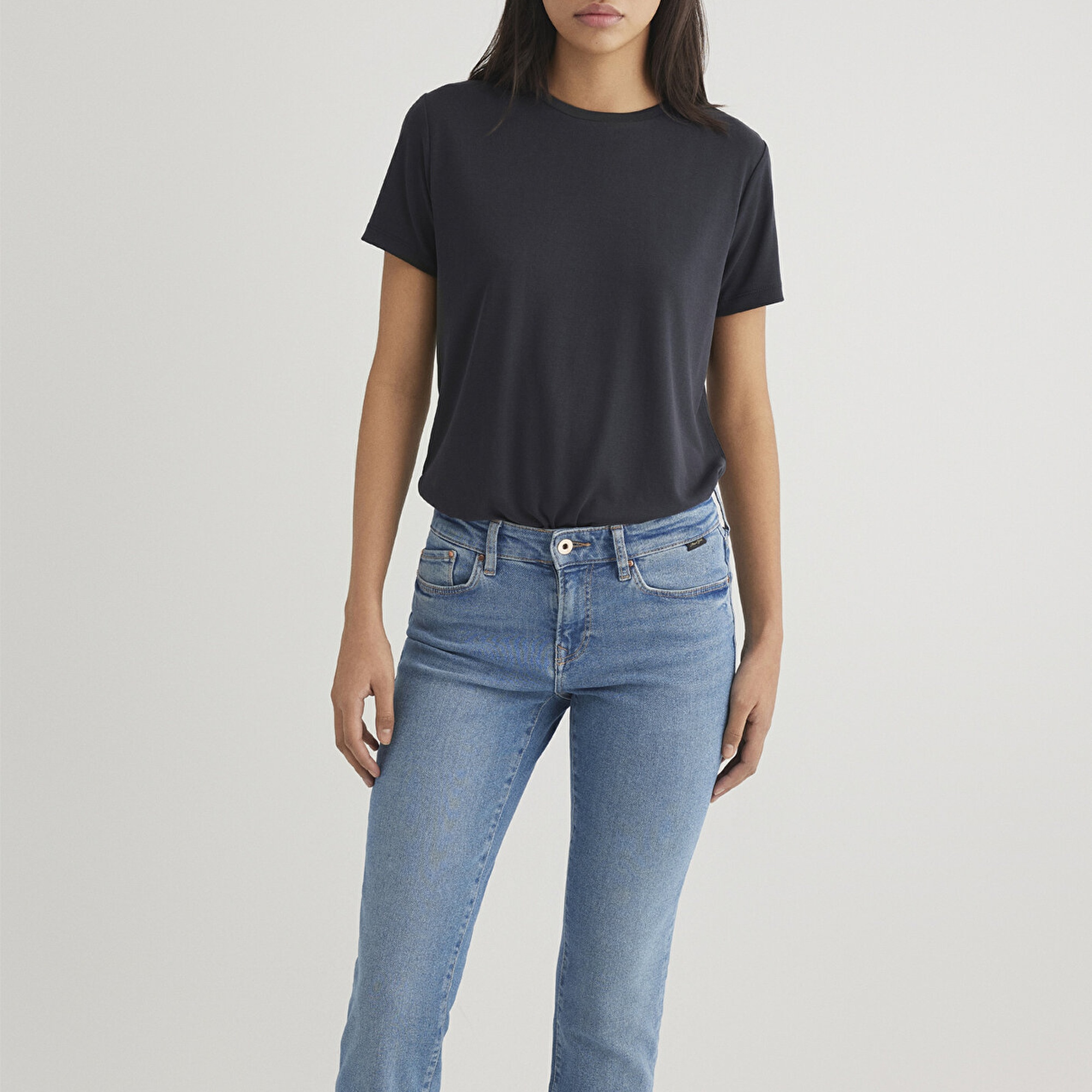 Mavi Siyah Tişört Regular Fit / Normal Kesim 1612693-900