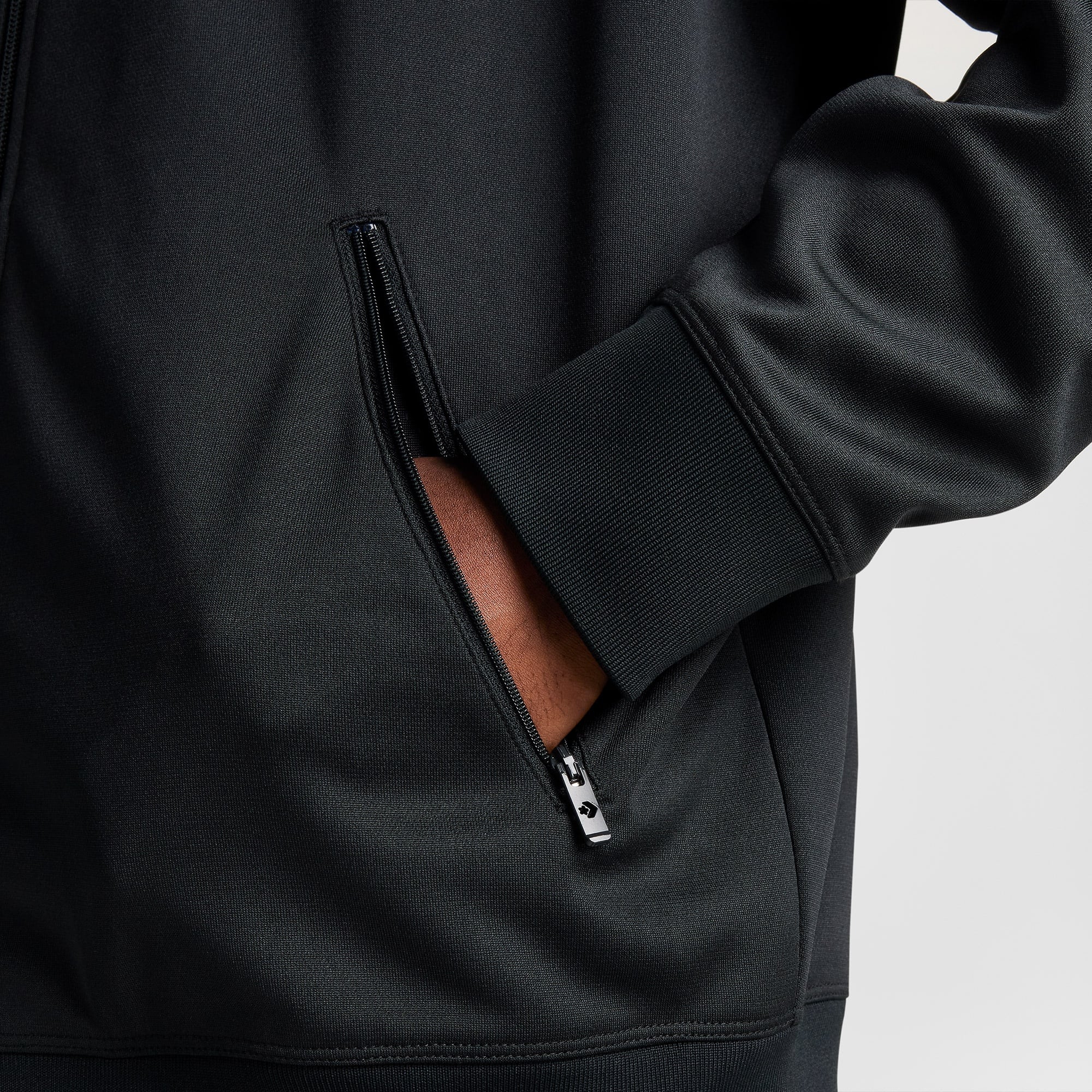 Converse Erkek Grafik Baskılı Siyah Eşofman Üstü