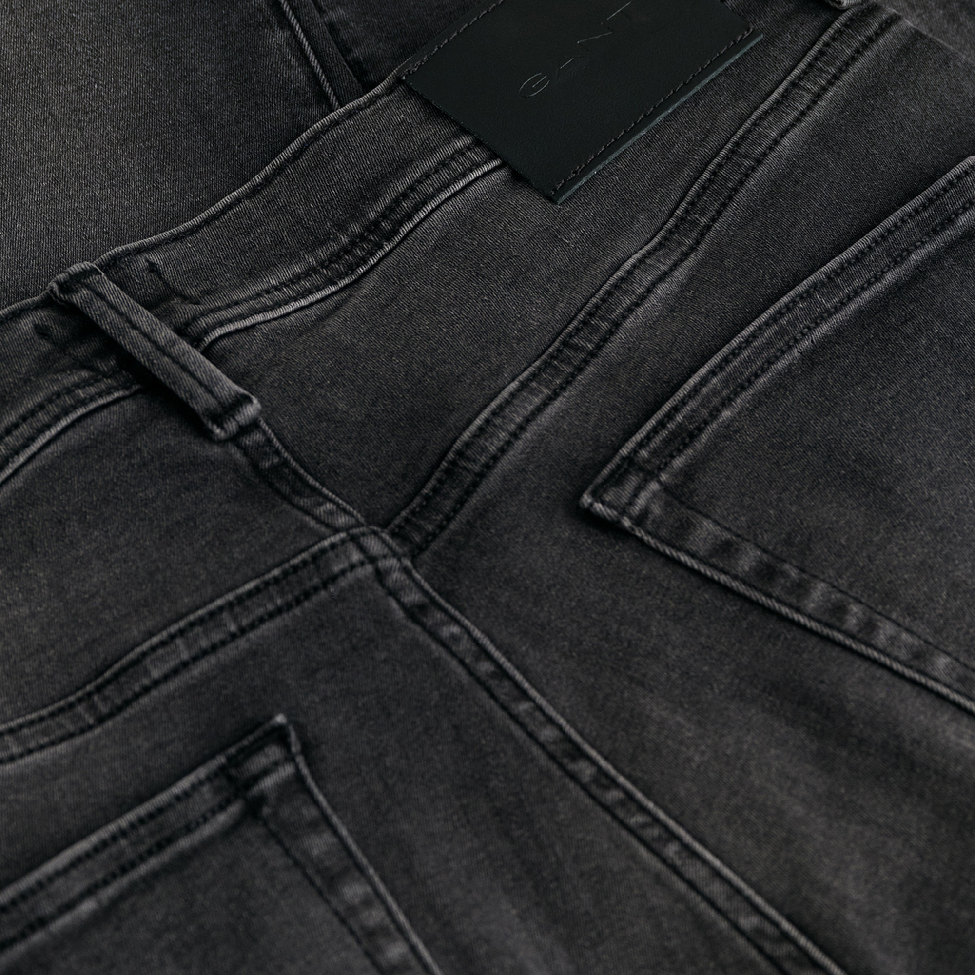 GANT Erkek Siyah Extra Slim Fit Jean Pantolon