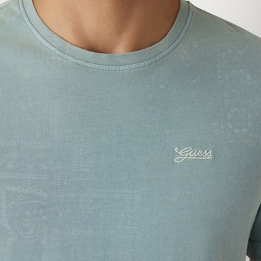  Guess Cn Lasered Aop Mid Organiceam 180 Erkek Gri T-Shirt