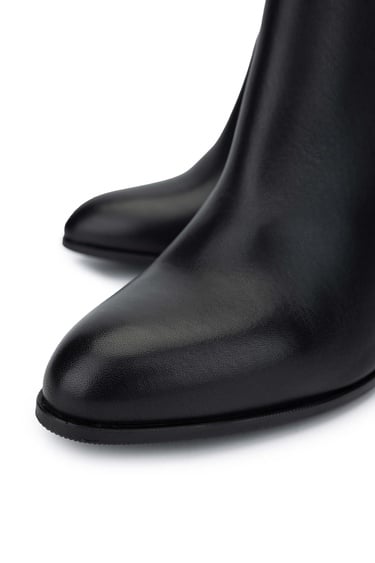  Tamer Tanca Kadın Vegan Siyah Deri Topuklu Bot