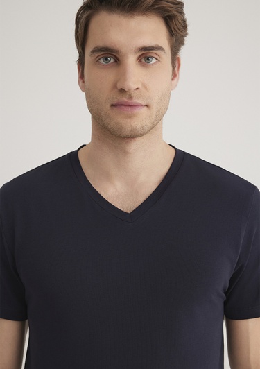  Mavi Stretch V Yaka Lacivert Basic Tişört Fitted / Vücuda Oturan Kesim 061748-17588