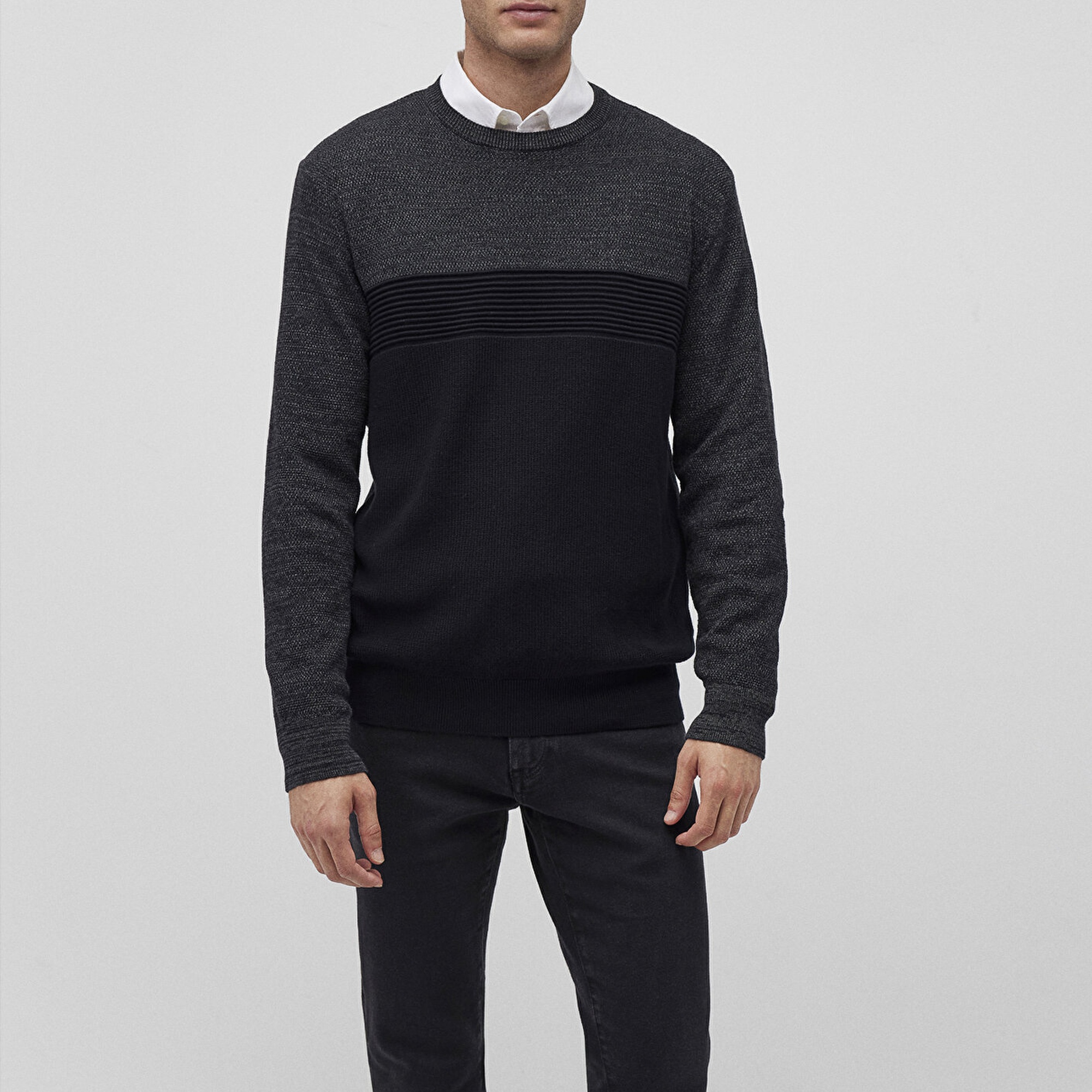 Mavi Blok Renkli Bisiklet Yaka Kazak Fitted / Vücuda Oturan Kesim 070377-900