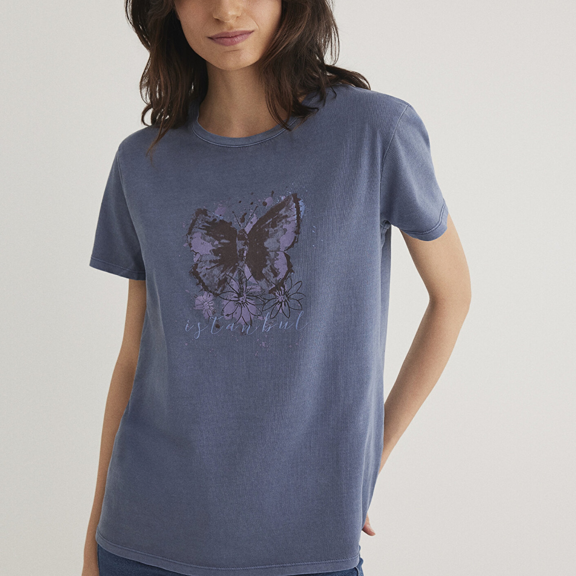 Mavi Kelebek Baskılı Lacivert İstanbul Tişört Regular Fit / Normal Kesim 168571-30233