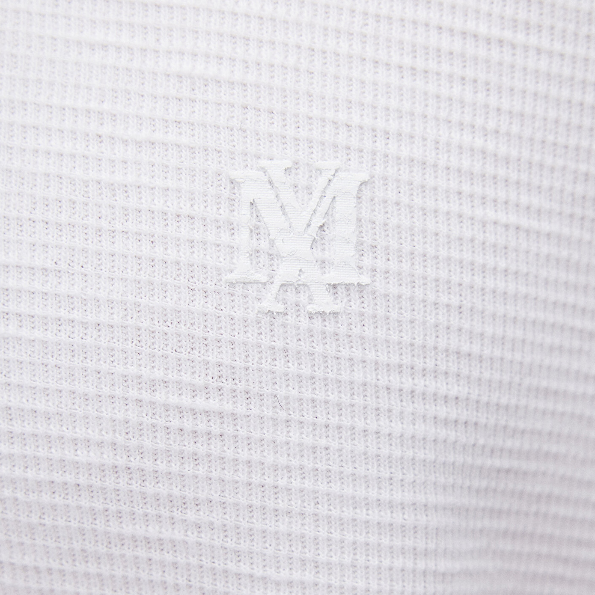 Mavi Uzun Kollu Beyaz Tişört Slim Fit / Dar Kesim 065755-620