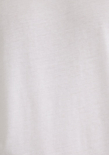  Mavi Yaka Detaylı Beyaz Tişört Fitted / Vücuda Oturan Kesim 064019-620