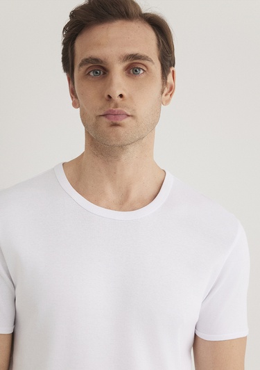  Mavi Ribana Detaylı Beyaz Tişört Fitted / Vücuda Oturan Kesim 063747-620