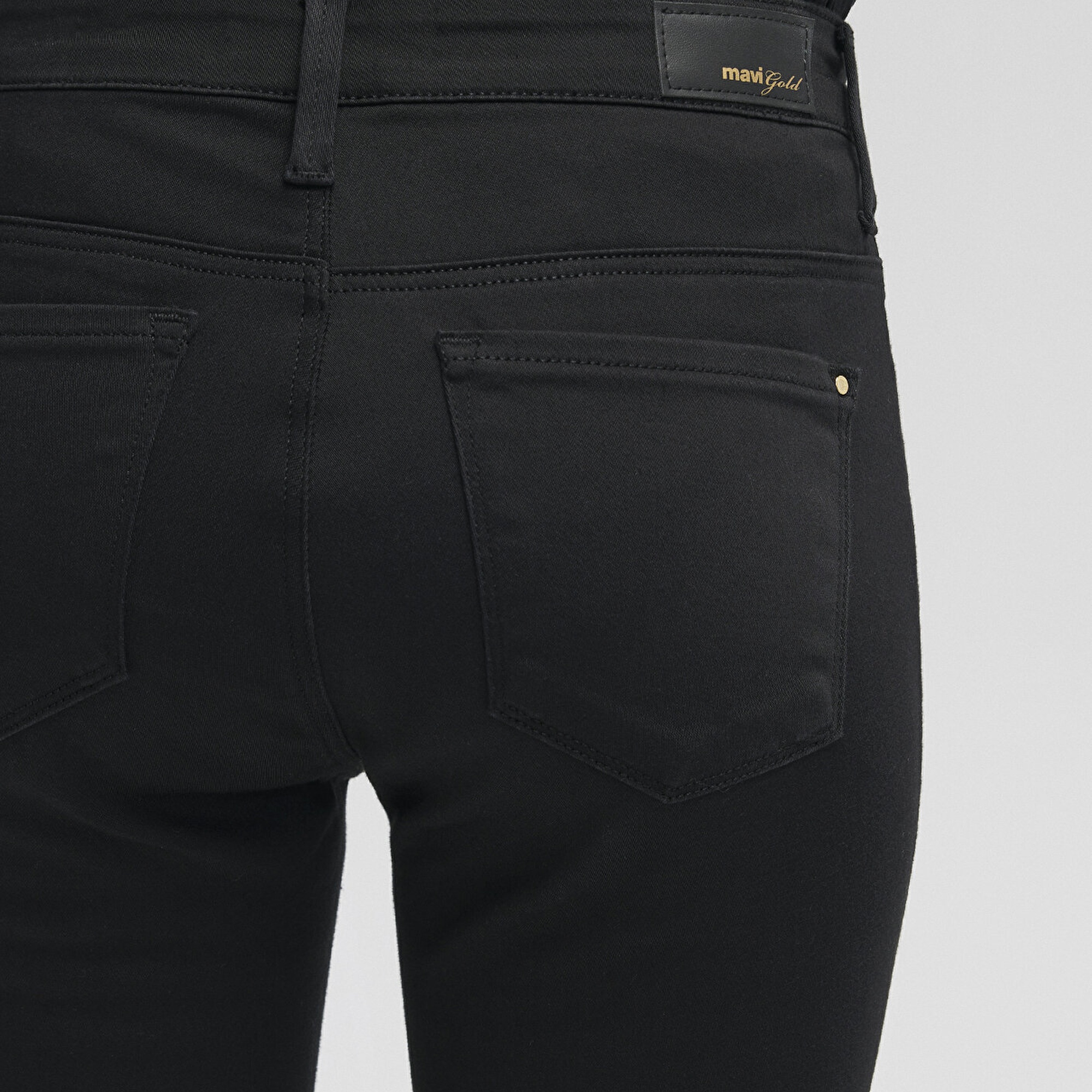 Mavi Alissa Gold Klasik Siyah Jean Pantolon 1067822002