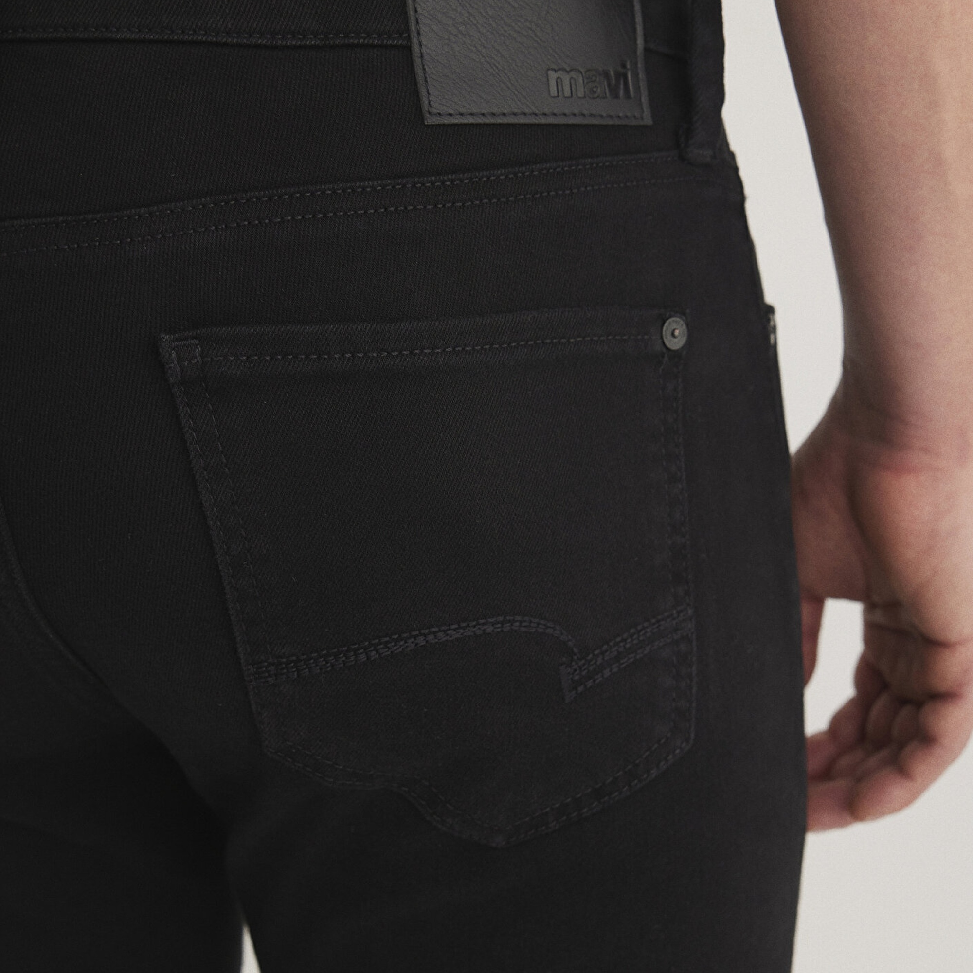 Mavi Jake Siyah Comfort Jean Pantolon 0042216291