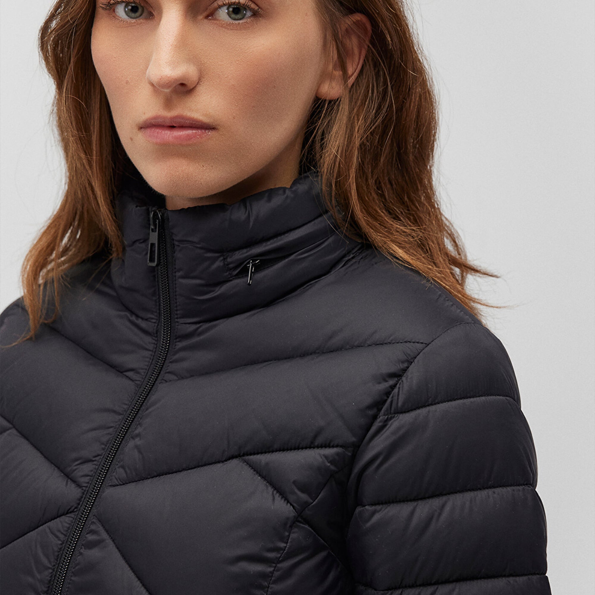 Mavi Dik Yaka Siyah Şişme Mont 110698-900