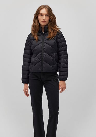  Mavi Dik Yaka Siyah Şişme Mont 110698-900