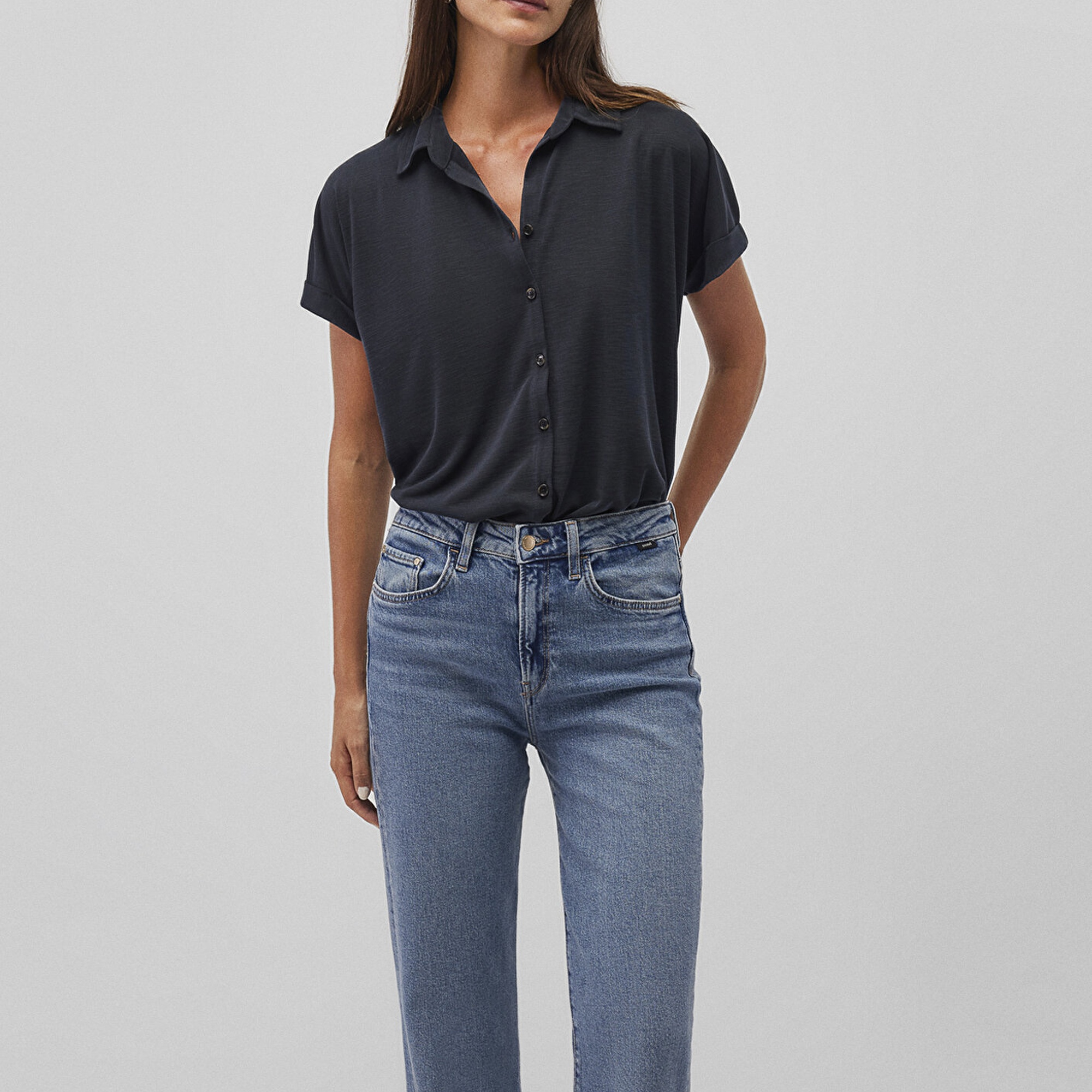 Mavi Lux Touch TENCEL TM Siyah Modal Gömlek Regular Fit / Normal Kesim 168081-900