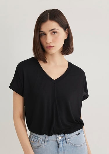  Mavi V Yaka Siyah Basic Viskoz Tişört Loose Fit / Bol Rahat Kesim 166449-900