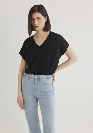  Mavi V Yaka Siyah Basic Viskoz Tişört Loose Fit / Bol Rahat Kesim 166449-900