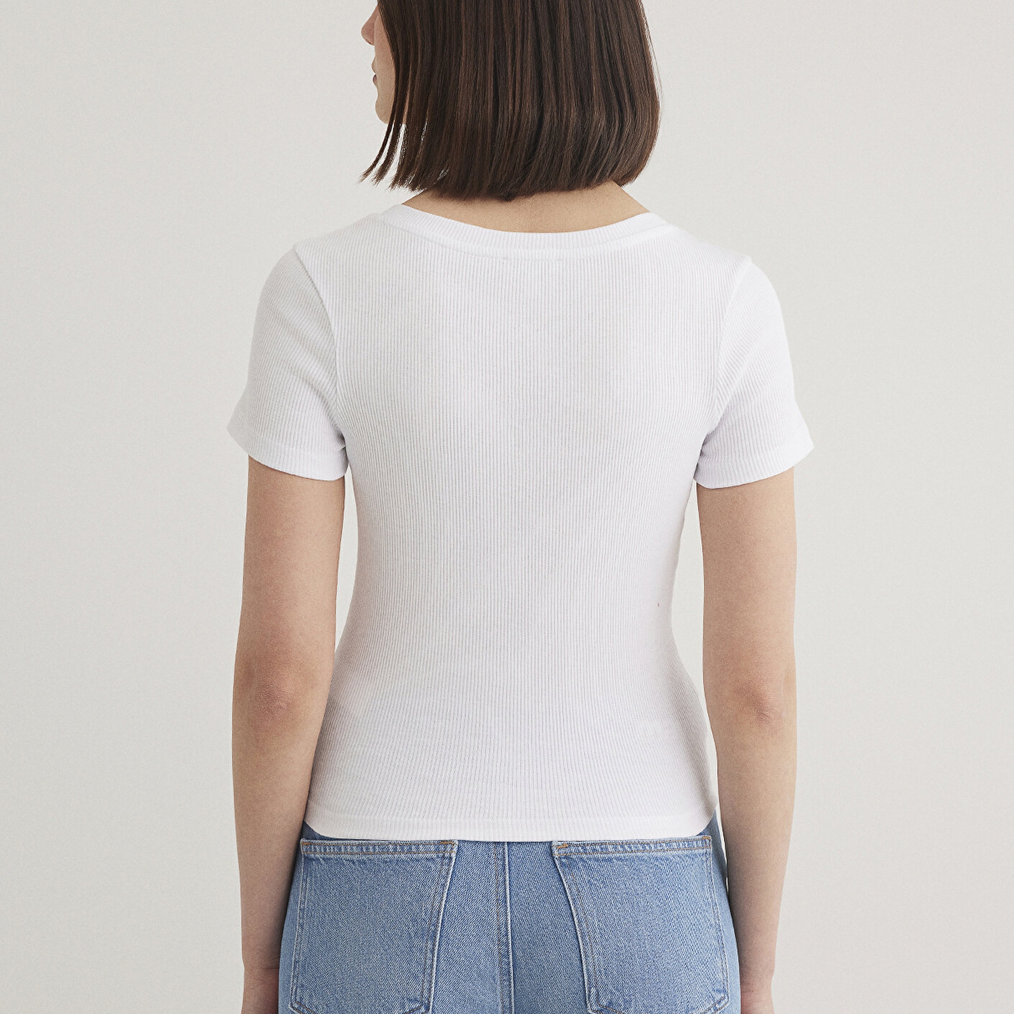 Mavi Beyaz Basic V Yaka Tişört Fitted / Vücuda Oturan Kesim 1601040-620