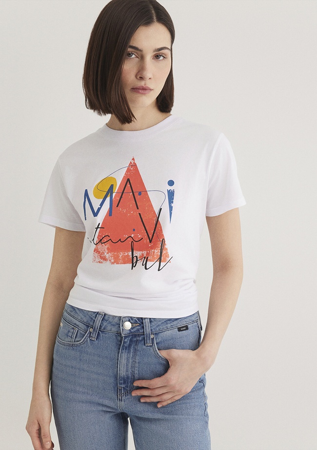  Mavi Üçgen Baskılı Beyaz İstanbul Tişört Regular Fit / Normal Kesim 168892-620