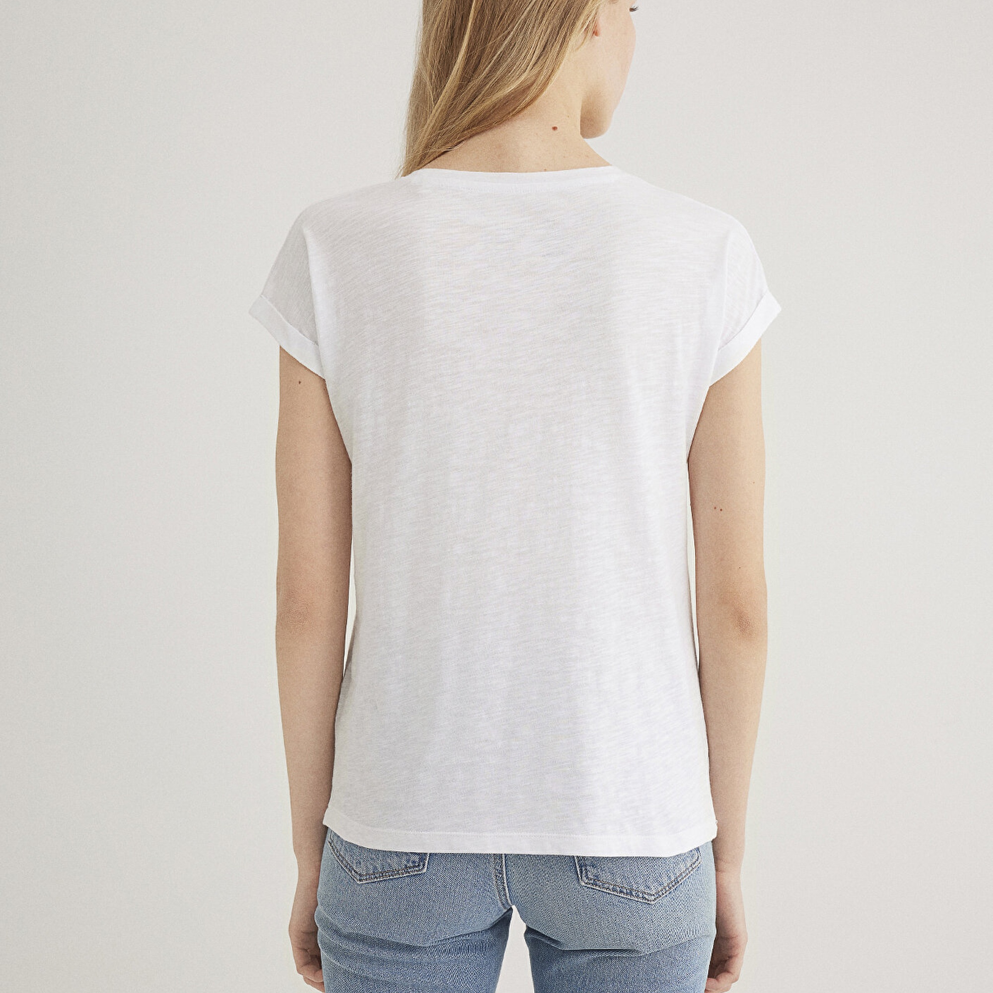 Mavi Mavi Logo Baskılı Beyaz Tişört Loose Fit / Bol Rahat Kesim 166422-620