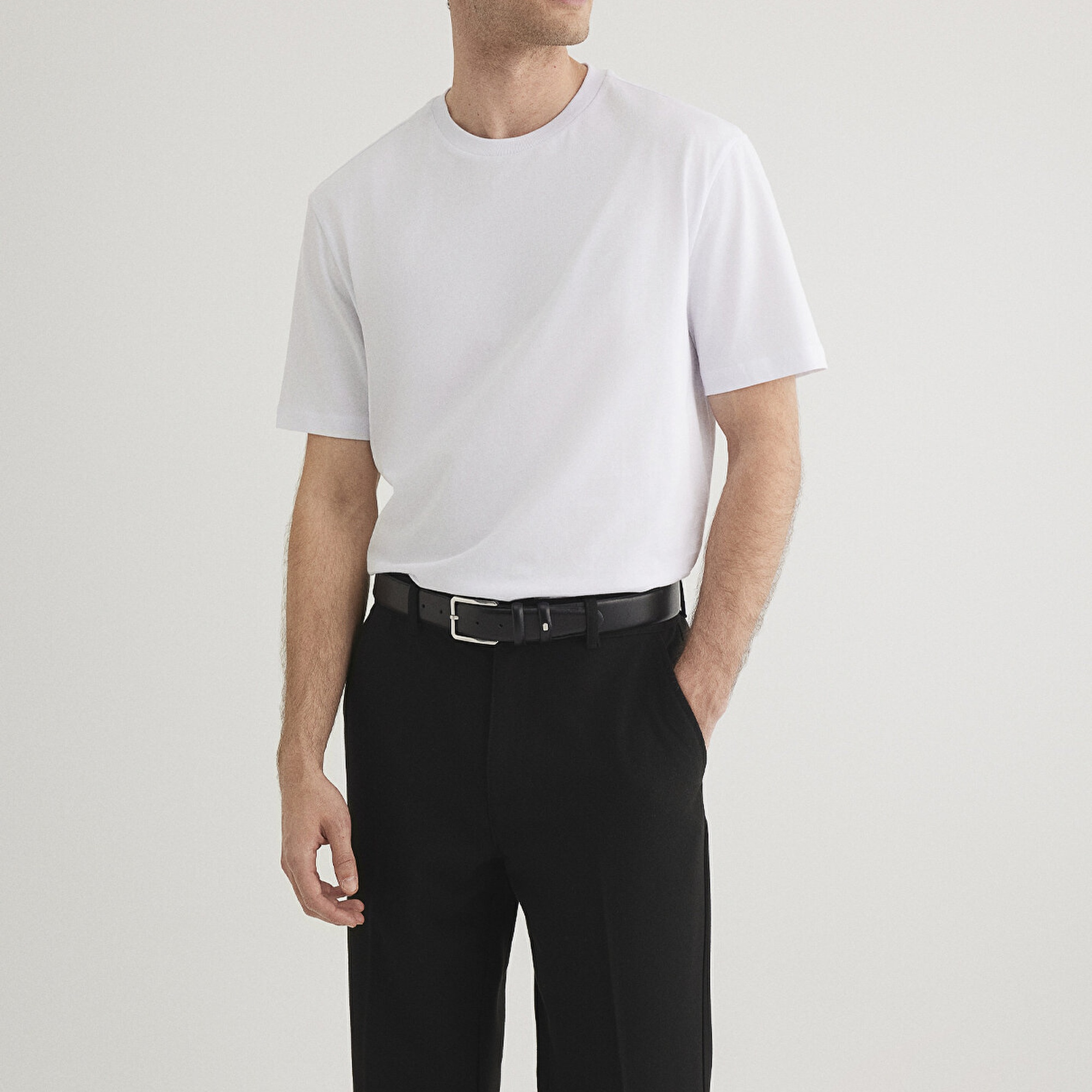 Mavi Beyaz Basic Tişört Slim Long Fit / Slim Uzun Kesim 067082-620