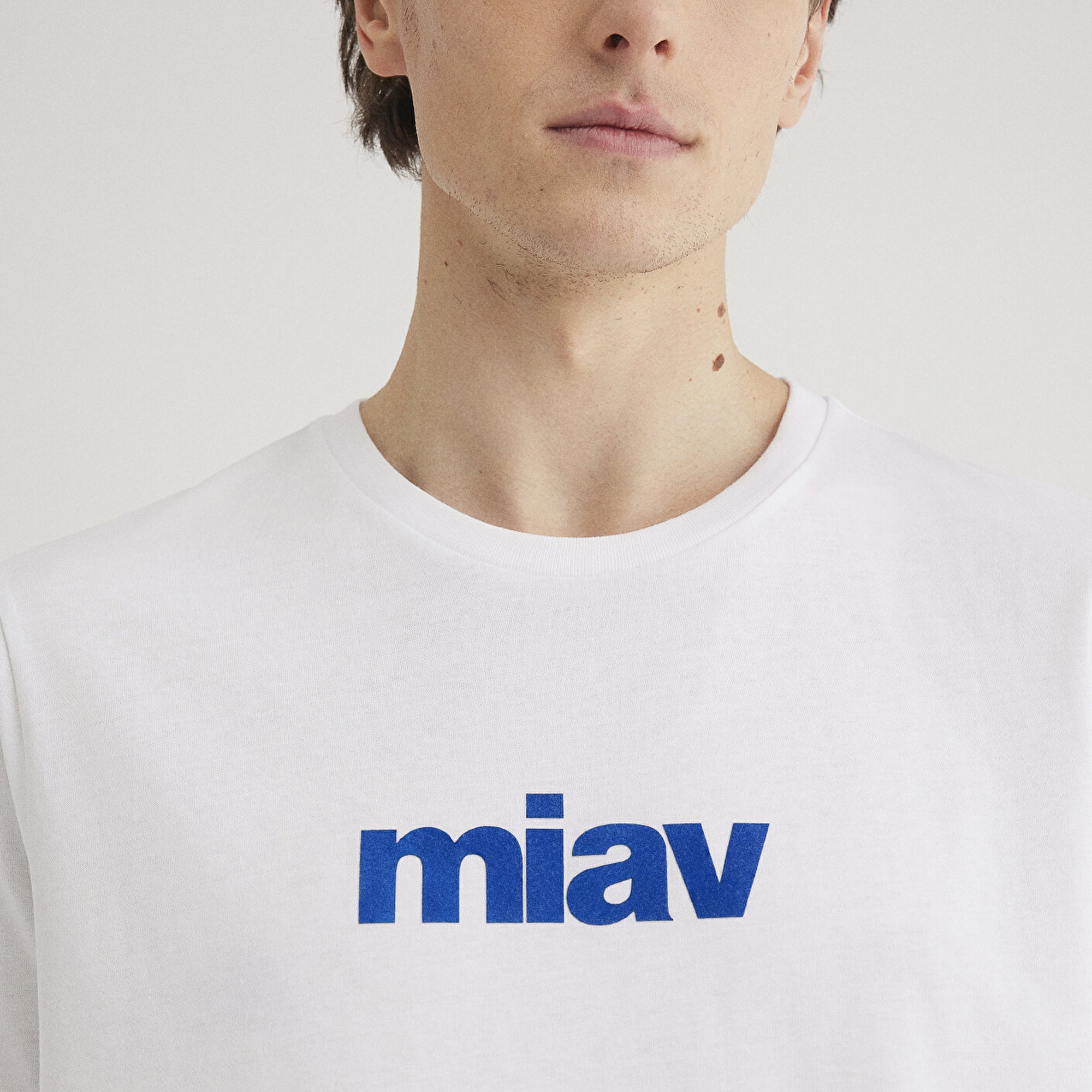 Mavi Miav Baskılı Beyaz Tişört Regular Fit / Normal Kesim 067153-620