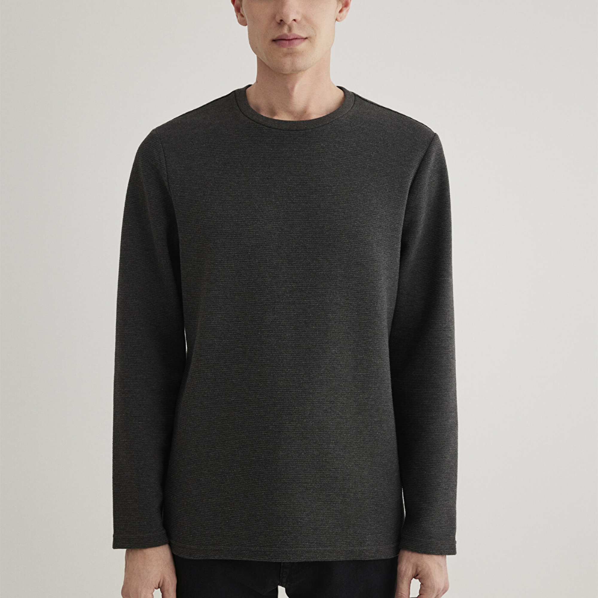 Mavi Uzun Kollu Dokulu Antrasit Tişört Slim Fit / Dar Kesim 064622-26834