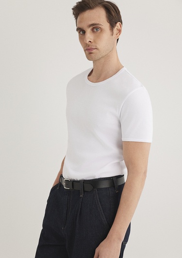  Mavi Ribana Detaylı Beyaz Tişört Fitted / Vücuda Oturan Kesim 063747-620